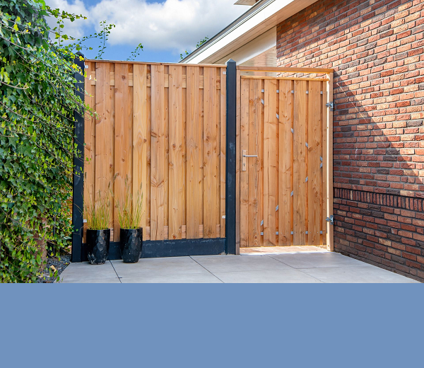 Schuttingen en tuinpoorten plaatsen in Hoogeveen en Zuid-Oost Drenthe