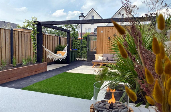 How Outside Lighting can Transform Your Summer Garden